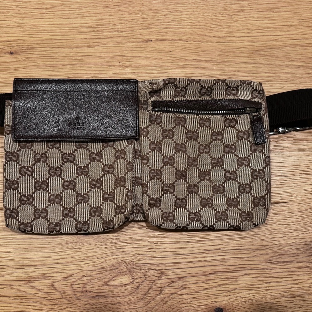 AUTHENTIC Gucci GG Canvas Double Pocket Belt Bag Brown